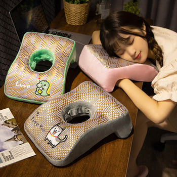 Jane Stack atmiņām kokvilnas spilvens galdam un birojām; kompakts guļamais spilvens klasē; atbalsta vienas vienības izkliedi; Kategorija: Qualified.