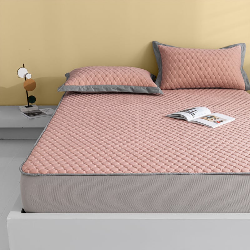 Triju daļu guļamistabas komplekts ar lateksa dzesējošu matu, ledus zīda audums, drukātas šķiedras, mūsdienīgs minimālisms, lateksa saturs 90%