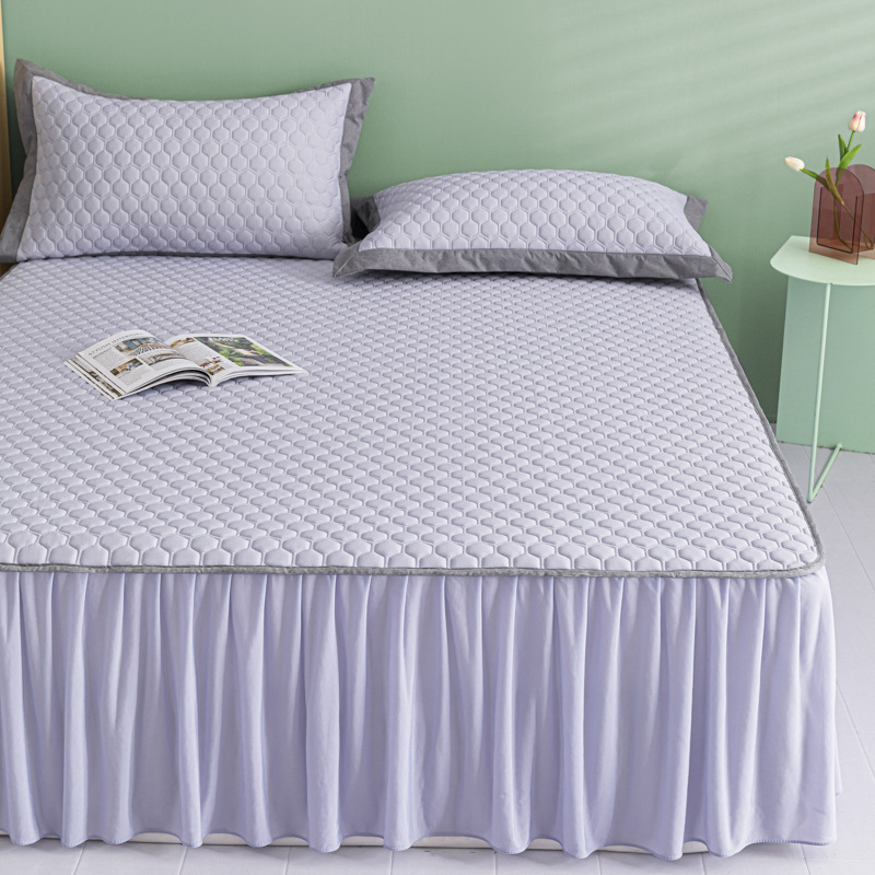 Triju daļu guļamistabas komplekts ar lateksa dzesējošu matu, ledus zīda audums, drukātas šķiedras, mūsdienīgs minimālisms, lateksa saturs 90%