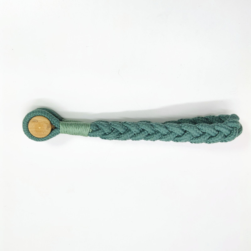 Koka aizkaru sprādze ar rokām adītu kokvilnas auklu joslu, magnētiskā sprādze, pielāgojama, jauna ķīniešu stila dizains