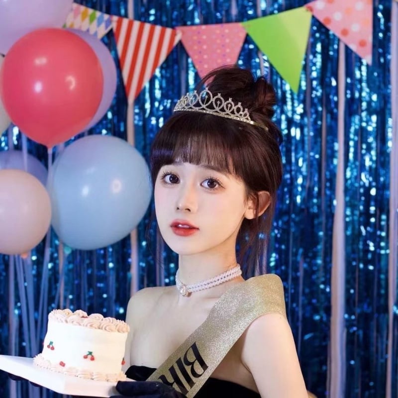 Dekoratīvs aizkars ar lāzera pavedieniem, modernā minimalistiskā stilā, zīmols Unique, materiāls: Cits