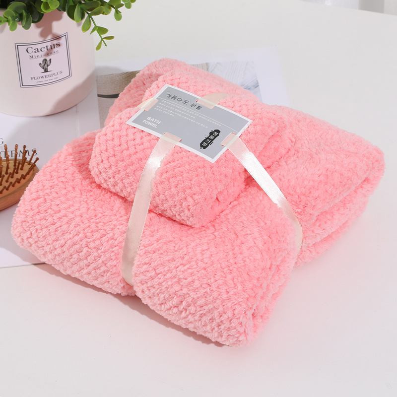 Kupaonski set ručnika od coral fleece, s motivom ananasa, visoke gustoće, debeli, upijajući i brzo se suši