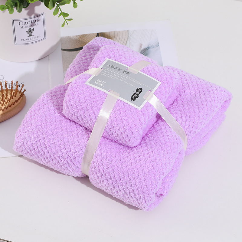 Kupaonski set ručnika od coral fleece, s motivom ananasa, visoke gustoće, debeli, upijajući i brzo se suši