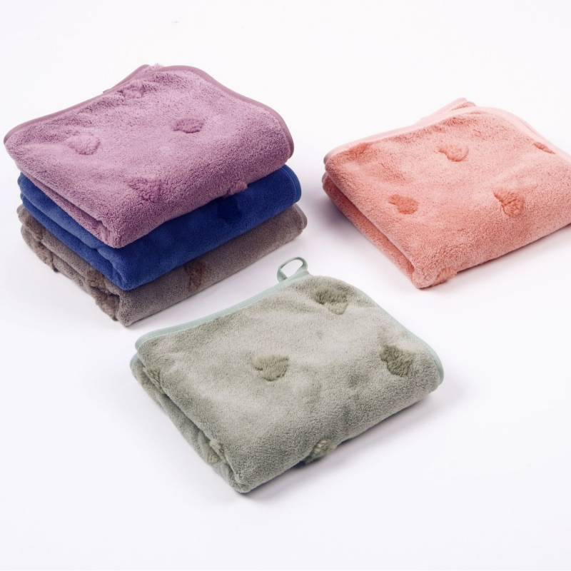 Jacquard kupaonski ručnik za tijelo i ručnik za lice s motivom srca i pera, koralni fleece, 150D, 50–80 g