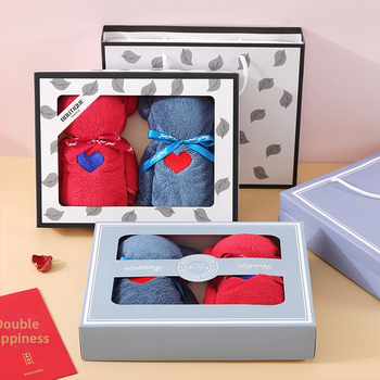 Karu kujuline käterätik korallfliisist, kinkekarp (90 g; bränd Olaichun; logotip trükitud; materjal: korallfliis; õmblemine)