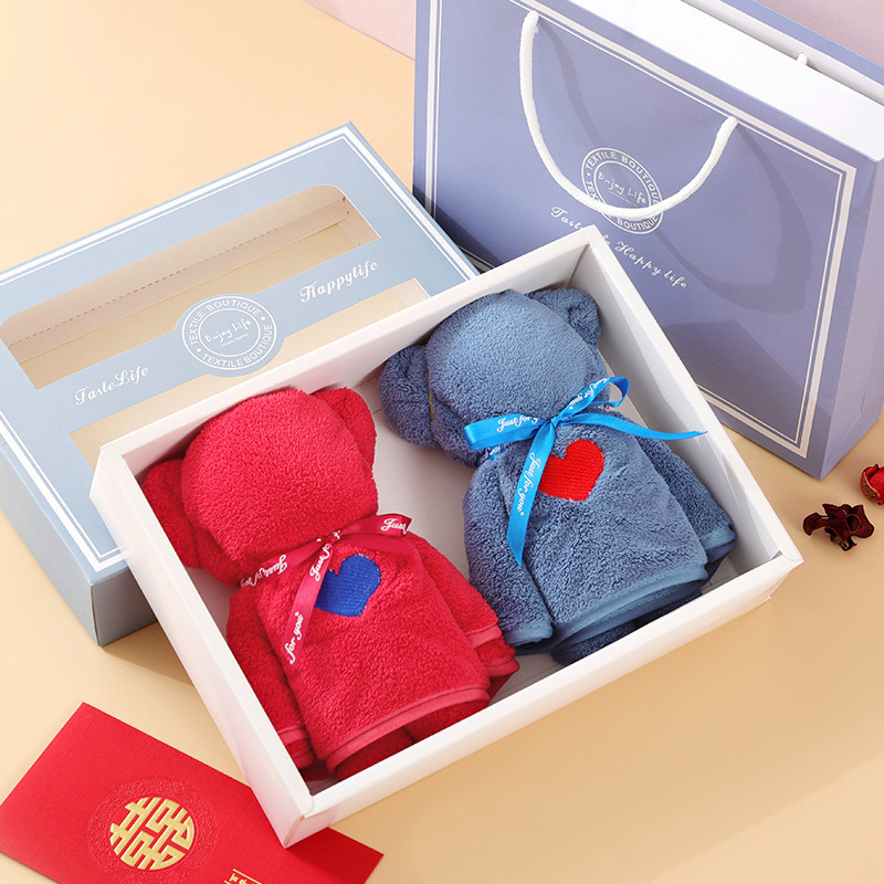 Karu kujuline käterätik korallfliisist, kinkekarp (90 g; bränd Olaichun; logotip trükitud; materjal: korallfliis; õmblemine)