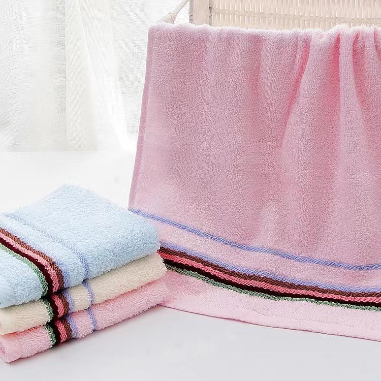 Rokas dvielis no 100% kokvilnas, izšūts logotips, 85 gsm, Grace zīmols, pielāgojams