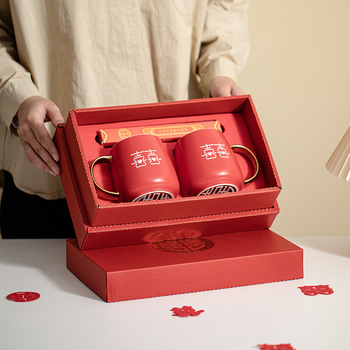 Porcelāna pāra mutes skalošanas krūzes kāzām – cilindriska, vienslāņa, izturīga augstām temperatūrām