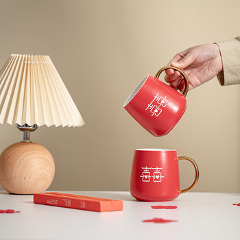 Porcelāna pāra mutes skalošanas krūzes kāzām – cilindriska, vienslāņa, izturīga augstām temperatūrām