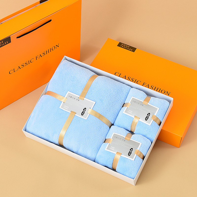 Triju dvieļu komplekts no coral fleece dāvanu kastē, iespēja logotipa drukāšanai, 450/300 g, ražošanas process: griezts velūrs, vienkāršā audums