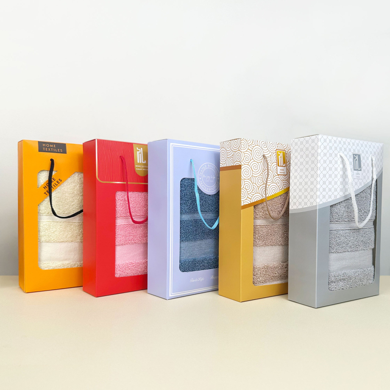 Pamukani ručnici u poklon kutiji, dvostruko pakiranje, 120–140 g, šivanje i jednostavno tkivo, prilagođeni logo
