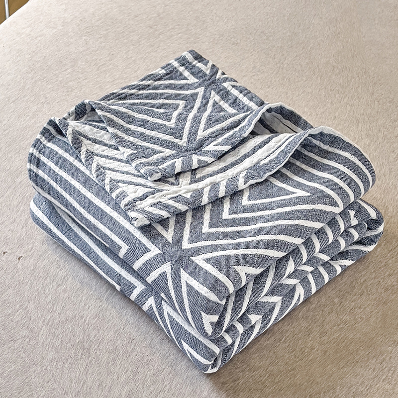 Japonijos stiliaus trijų sluoksnių gazės rankšluosčio pledas vasarai, 100% medvilnė, languotas raštas, svoris 1,05–1,50 kg
