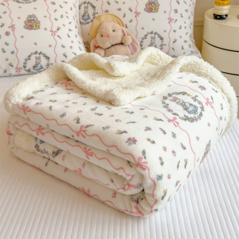 Pliušinė antklodė su gyvūnų ir animacinių motyvais, rankšluosčio tipo antklodė žiemai, Korėjos stiliaus