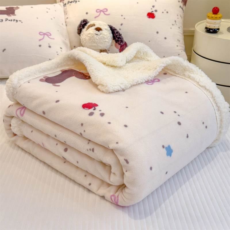 Pliušinė antklodė su gyvūnų ir animacinių motyvais, rankšluosčio tipo antklodė žiemai, Korėjos stiliaus