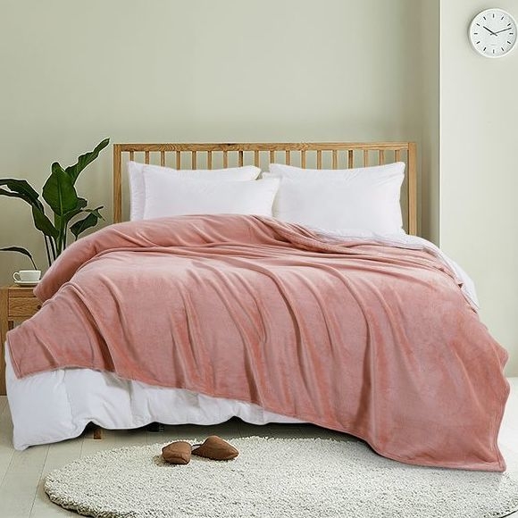 Flanelės pledas, visų metų laikotarpiams, korėjietiško stiliaus, svoris iki 300 g, poliesterio mišinys, vientisas raštas, tinkamas lovai