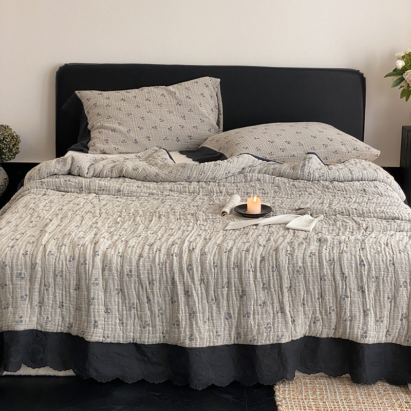 Medvilninė antklodė su dryžių raštu, prancūziško stiliaus, svoris virš 3000 g, tinkama visiems metų laikams.