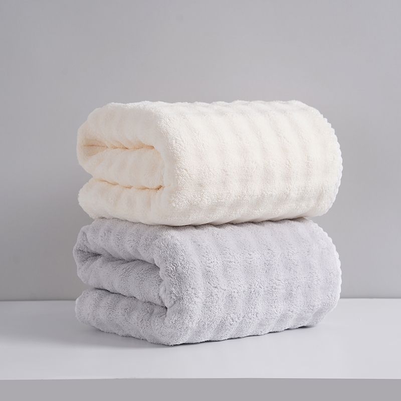 2 darabos mikroszálas fürdőlepedő, Jacquard 150D, gyorsan száradó, puha és vastag, fürdő- és strandtörölköző