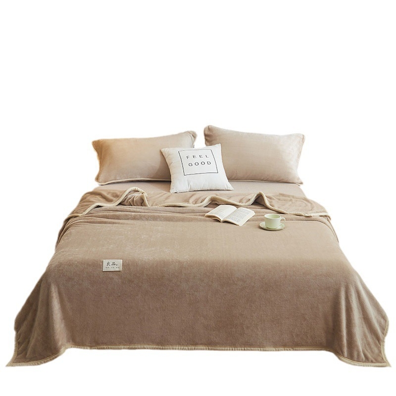 Pienas velūro pledas, Type A storintas, vieno tono raštas, 300–500 g, visoms sezonoms, šiuolaikiškas minimalistinis stilius