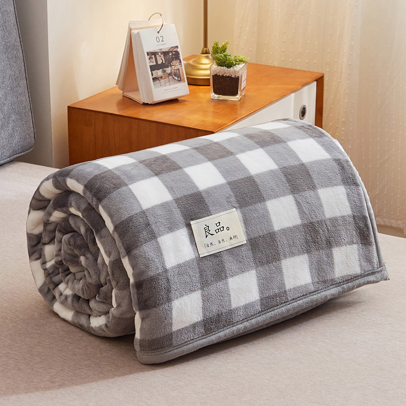 Pienas velūro pledas, Type A storintas, vieno tono raštas, 300–500 g, visoms sezonoms, šiuolaikiškas minimalistinis stilius