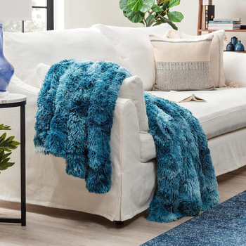 Flanelinė pledė, poliesterio pluoštas, 300–500 g svoris, pritaikoma, visoms sezonoms