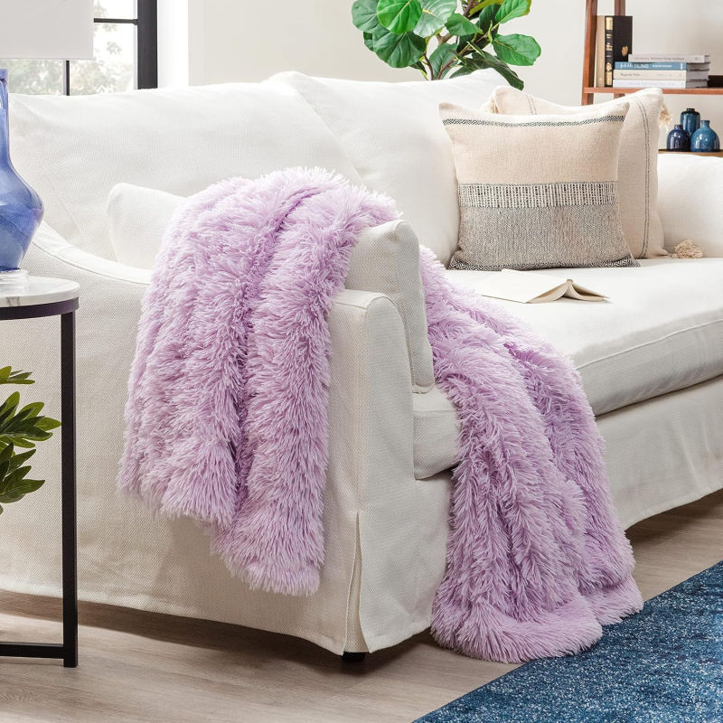 Flanelinė pledė, poliesterio pluoštas, 300–500 g svoris, pritaikoma, visoms sezonoms