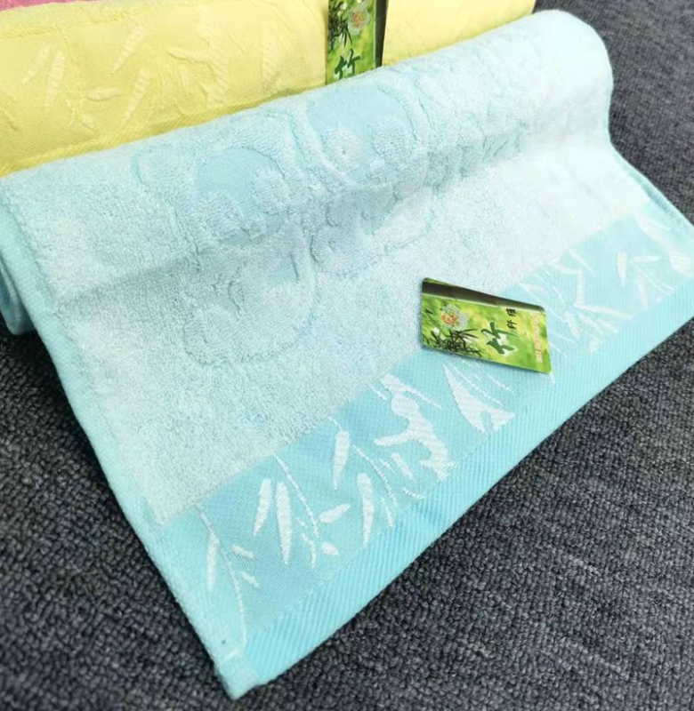 Uterak od bambusovih vlakana, Jacquard tkanina, 32S pređa, 100–120 g, 99% bambusova vlakna, za lice