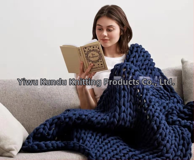 Rankų pynimo sunkioji antklodė Gravity Blanket, >3000 g, vienos spalvos raštas, pritaikytas apdorojimas — KUNDUI/Kundhe