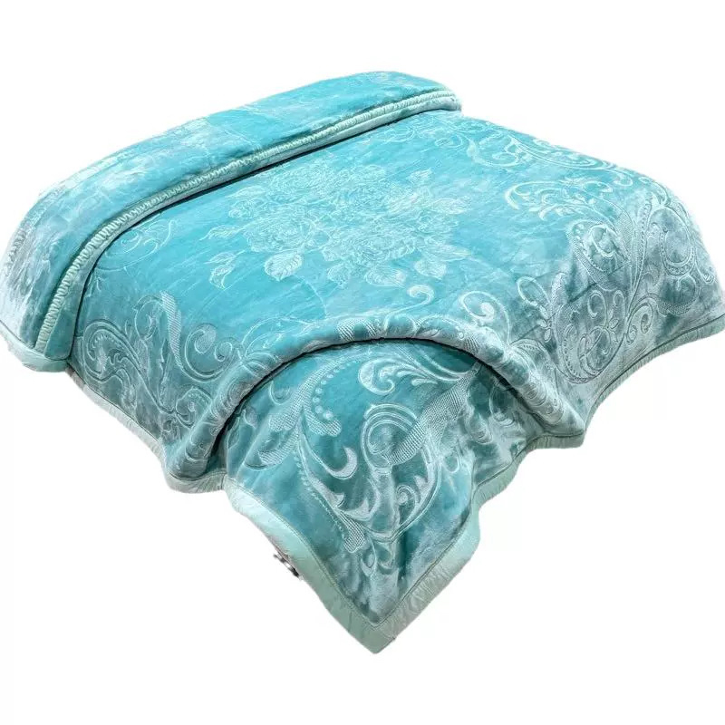 Dėka su reljefiniu debesų raštu, 5 kg, dvigubo storio kraštas, 100% poliesteris, žiemai