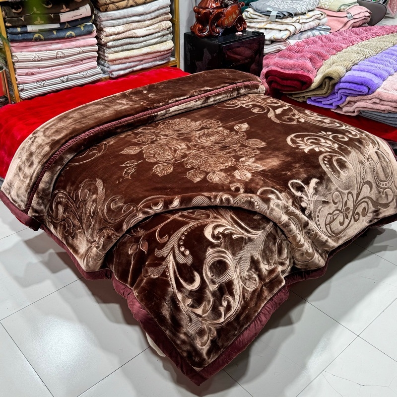 Dėka su reljefiniu debesų raštu, 5 kg, dvigubo storio kraštas, 100% poliesteris, žiemai