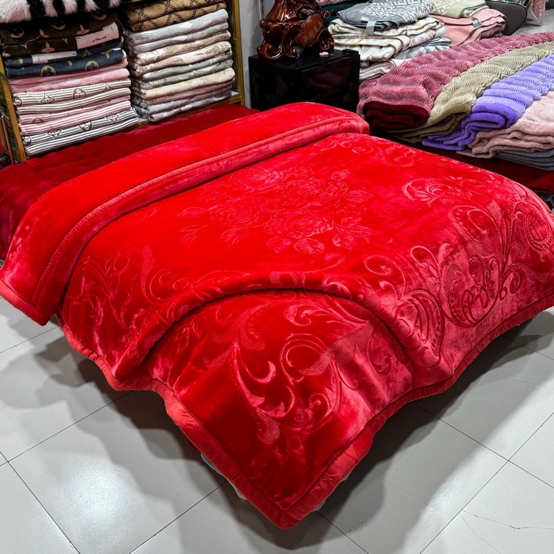 Dėka su reljefiniu debesų raštu, 5 kg, dvigubo storio kraštas, 100% poliesteris, žiemai