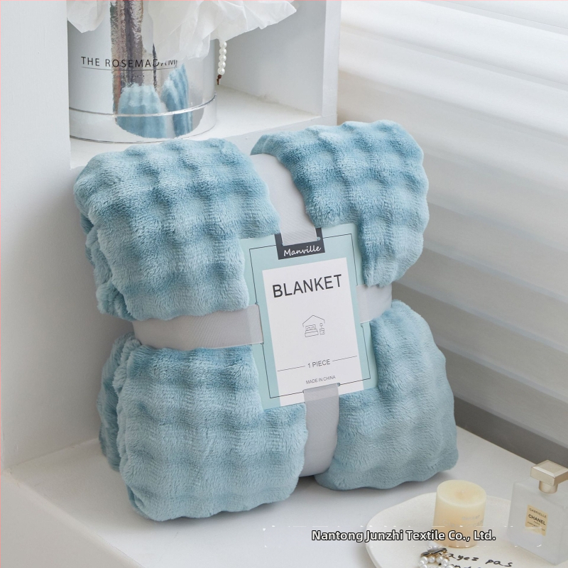 Koralinio veliūro antklodė, vieno sluoksnio, dviejų pusių, 100% poliesteris, svoris 300, pavasario–rudens naudojimui