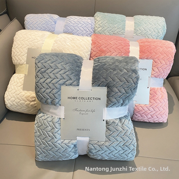 Velveto pledas, vienos spalvos (330 g, pavasaris ir ruduo, susitraukimas 3-5%, audinys: kitas)