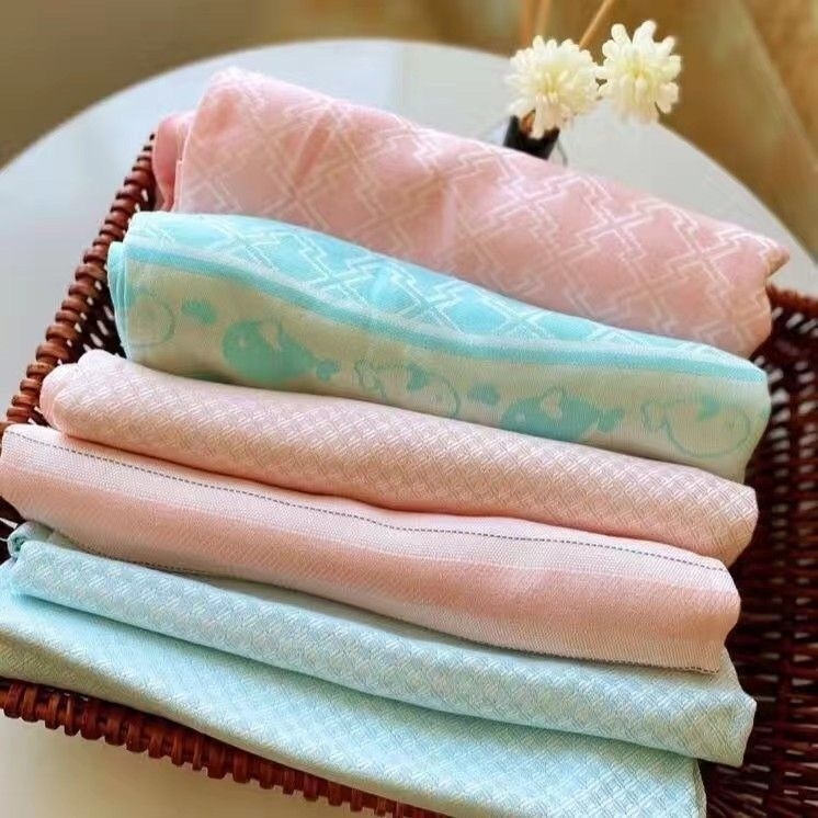 Kūdikio pledas - cheminės pluošto medžiagos, naujagimiams, vasara, šiuolaikiškas minimalistinis stilius