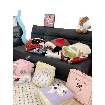 Pusvelūrinis megztas pledas sofai – poliesteris, 3000 g, pavasaris ir ruduo, animacijos raštas, paprastas stilius