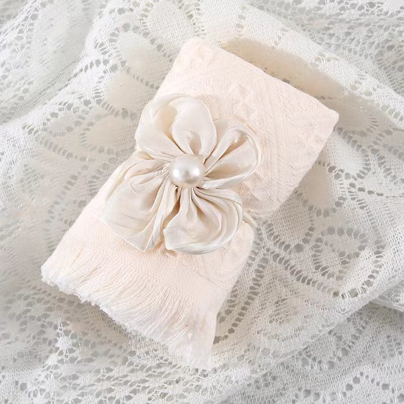 Vjenčani suvenir ručnik s resicama, pamuk, 32s vlakna, jacquard tkanje i šivenje, težina 80–100 g