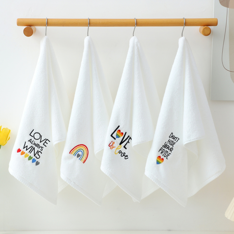 Sejas dvieļi no tīras kokvilnas ar izšuvumu, tukšā diega, plakanais šuvums, pielāgojami, ar drukātu logotipu, zīmols Zhenjian, Valentīna dienas sērija