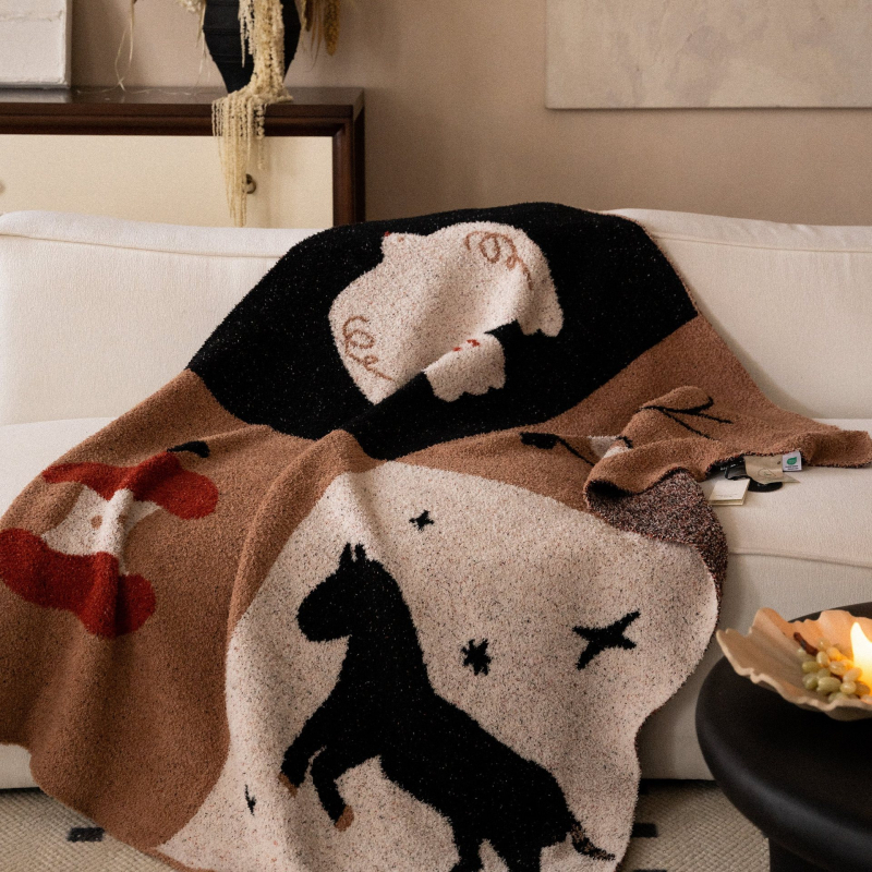 Megztas animacinis pledas – INS stiliaus, miegamajam ir biurui, fleece pledas