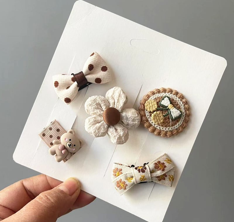 Bērnu matu sprādze ar mašīnas formu, rokdarbs ar ametista kristālu