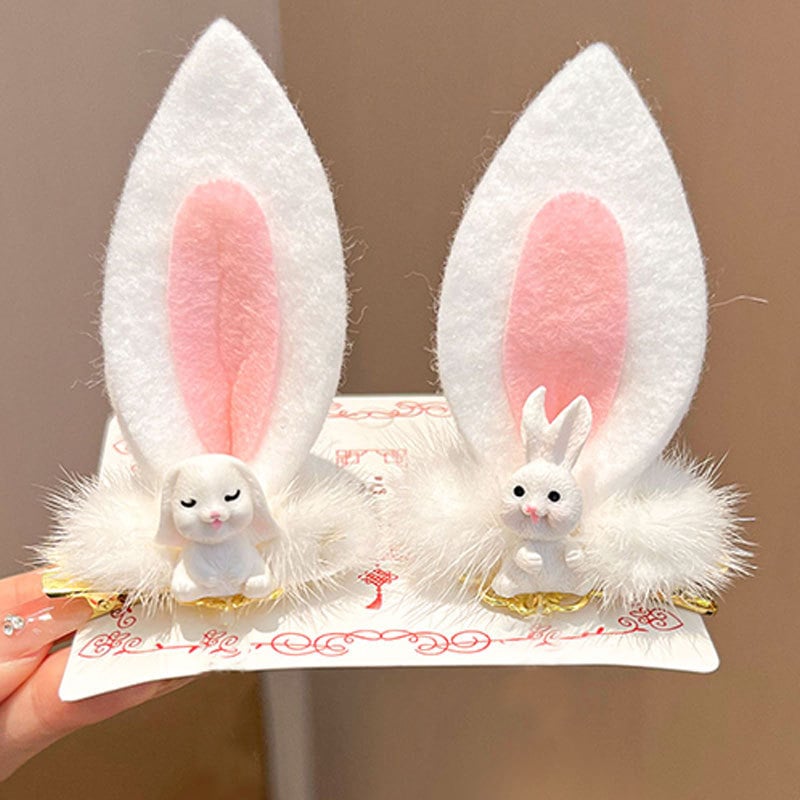 Bērnu matu spraudes ar antīku stilu truša ausīm un pūkainu auklu kulciņu, materiāls resīns, ziemā 2024