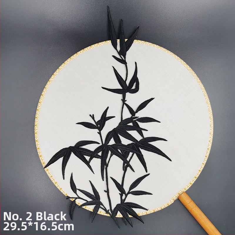 Poliesterinė aplikacija su lipnia baze – skirta drabužiams, galima lyginti arba siūti.