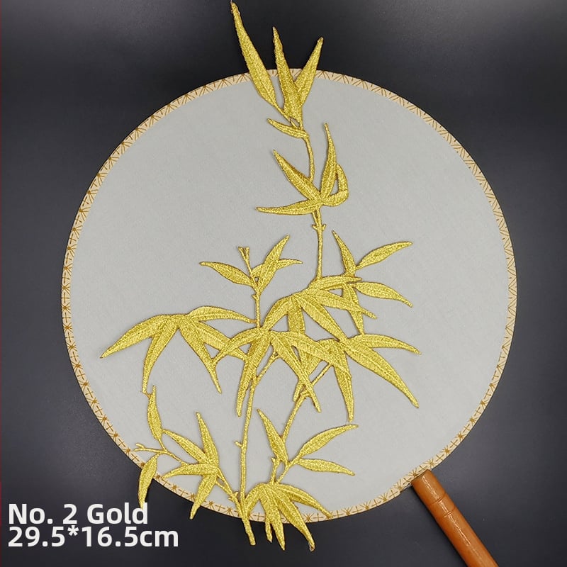 Poliesterinė aplikacija su lipnia baze – skirta drabužiams, galima lyginti arba siūti.