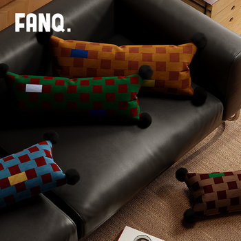 Garš spilvens viduslaiku stilā mājai — ģeometrisks kvadrāta raksts, holandiešu samts pārvalks, noņemams un mazgājams pārvalks, PP kokvilnas pildījums, piemērots guļamistabai pie gultas un birojā