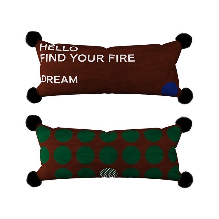 Garš spilvens viduslaiku stilā mājai — ģeometrisks kvadrāta raksts, holandiešu samts pārvalks, noņemams un mazgājams pārvalks, PP kokvilnas pildījums, piemērots guļamistabai pie gultas un birojā