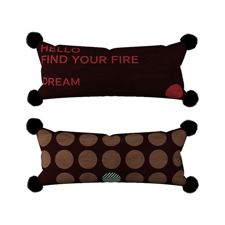 Garš spilvens viduslaiku stilā mājai — ģeometrisks kvadrāta raksts, holandiešu samts pārvalks, noņemams un mazgājams pārvalks, PP kokvilnas pildījums, piemērots guļamistabai pie gultas un birojā