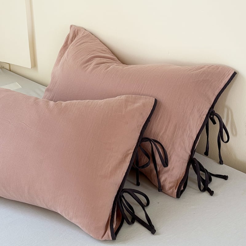 Spilvendrāna ar auklām un lente, divslāņaina kokvilnas marle, zīdaiņiem, elpojoša