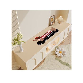 PVC mēbeļu virsmas aizsargpamatne — taisnstūra, ūdensnecaurlaidīga, eļļas noturīga, pretapdeguma un siltuma izolācijai, ar karikatūru motīvu un mīļiem dzīvniekiem.