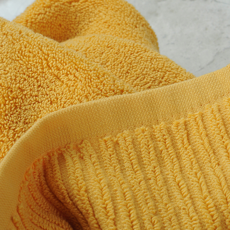 Pamut fürdőlepedő, 700 g, 120D szál, sima szövésű, szállodai használatra