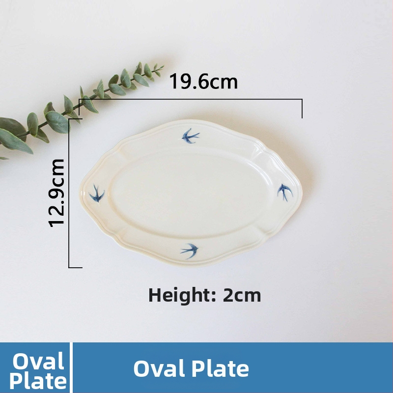 Portselanist taldrik reliefi motiiviga – ebatavalise kujuga, kaasaegne minimalistlik stiil, mikrolaineahjuks sobiv