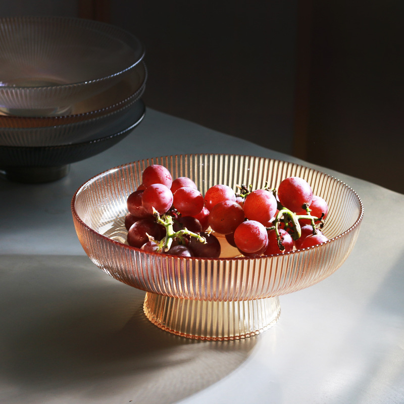 Klaasist puuviljataldrik, ümmargune, triibuline muster, moodsalt minimalistlik stiil, pinnatöötlus: elektroplaadimine