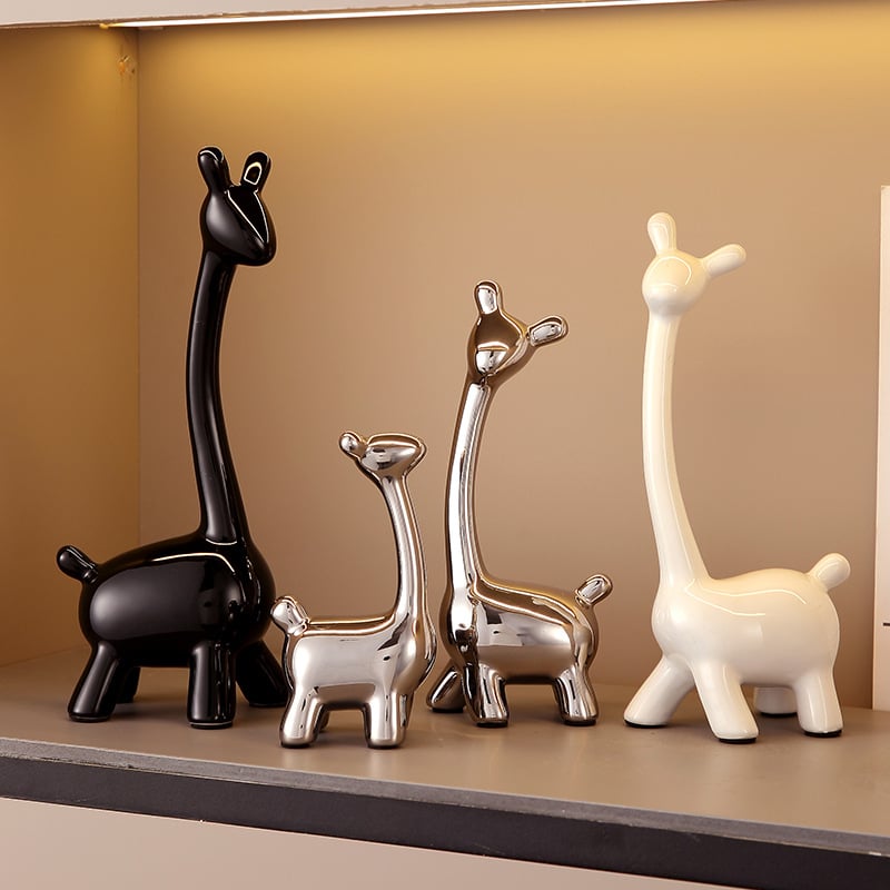 Elnių šeimos figūrėlės rinkinys – keraminiai papuošalai, šiuolaikinio meno stilius, elektroplatingas, Lei xinda
